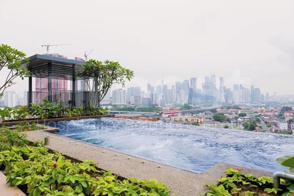 Datum Jelatek Residence by Airhost - photo 13