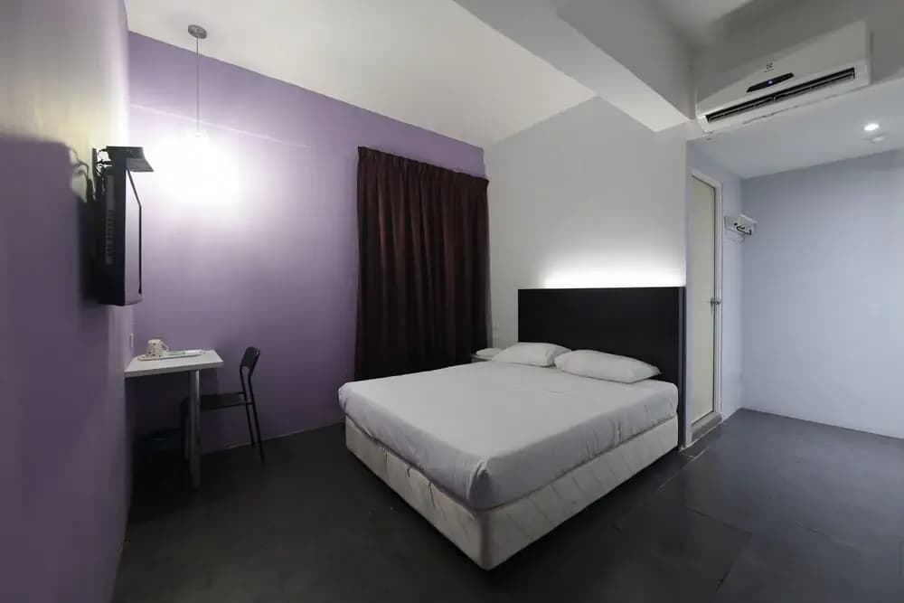 Bright Hotel - photo 7