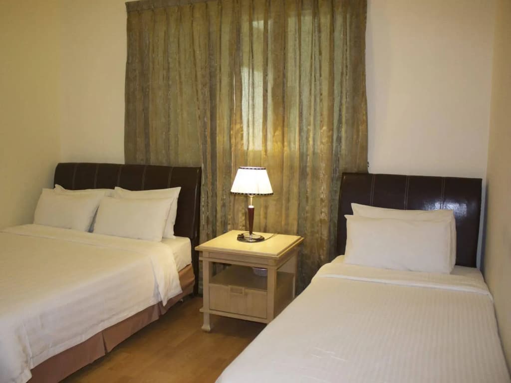 1 Borneo Tower B Service Apartment - photo 1