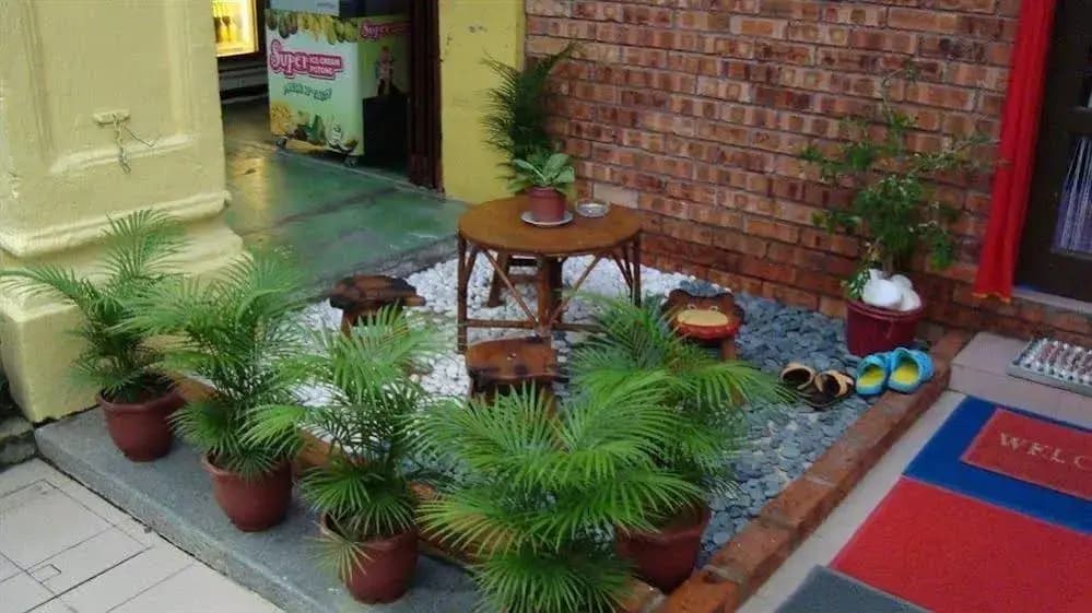 Galileo Guest House Melaka - photo 13