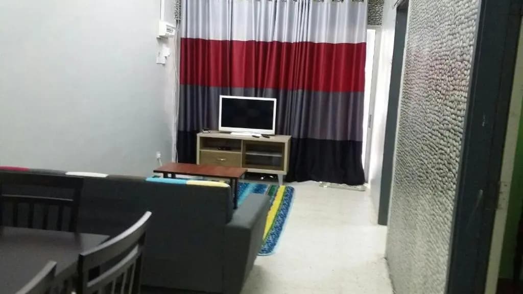 Baiti Homestay - photo 2