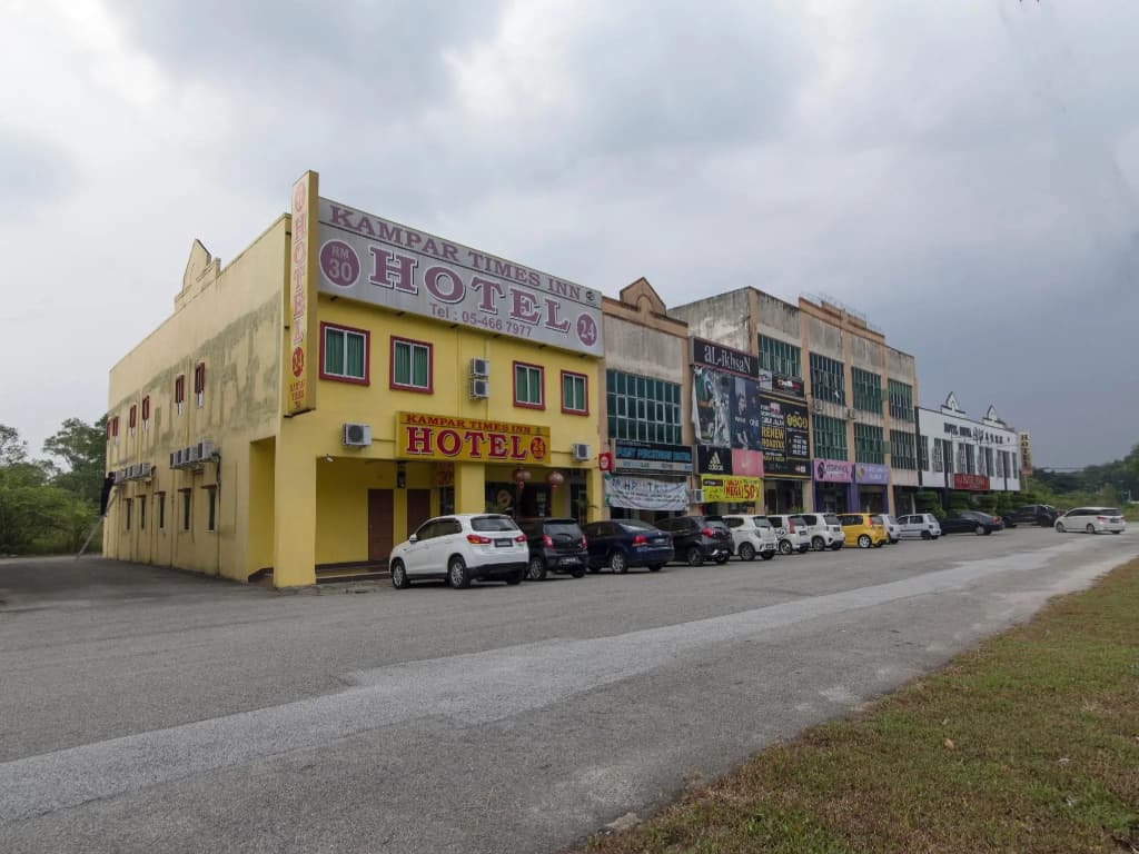 Kampar Times Inn Hotel - photo 1