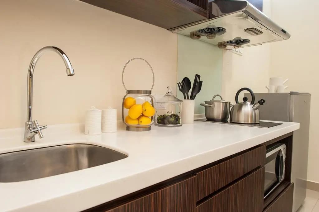 KL Plaza Suites - photo 10