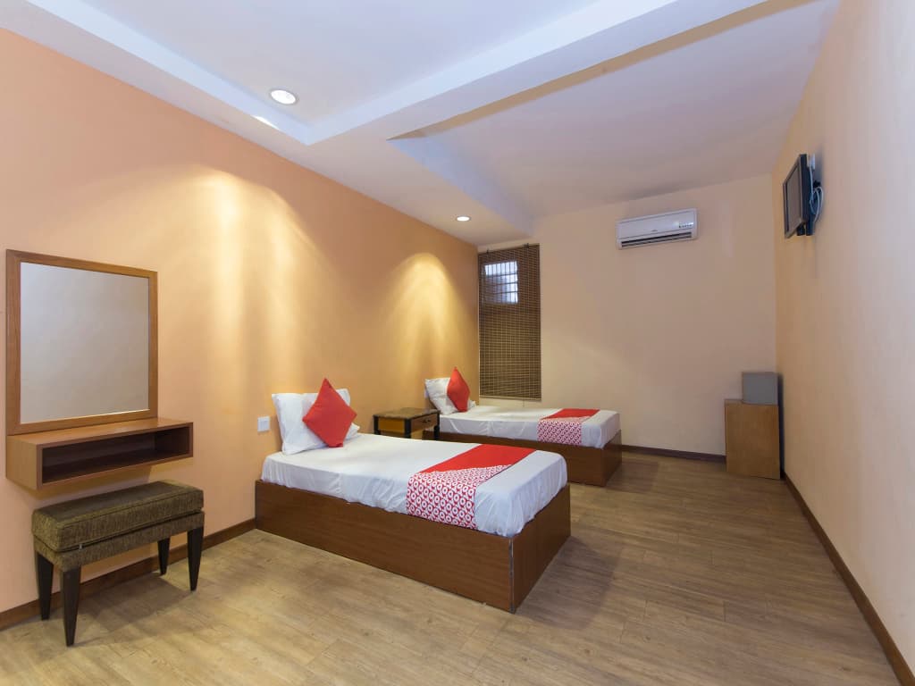 OYO 415 Straits Settlement Inn - photo 22