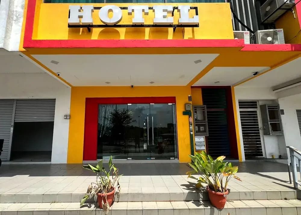 Puchong Business Hotel at Putrajaya - photo 1