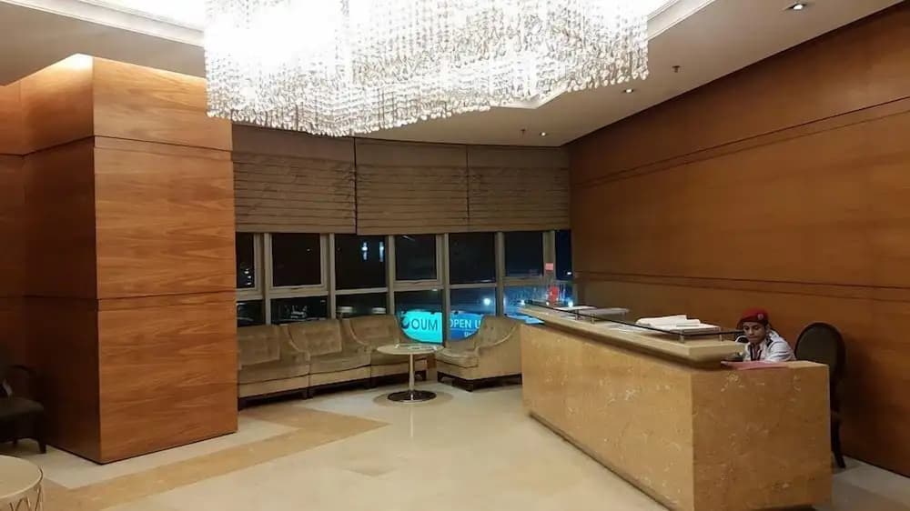 Regalia Upper View Hotel - photo 2