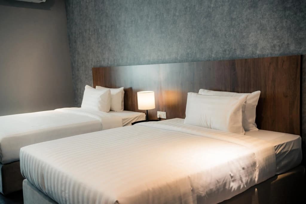 Avenue Garden Hotel - photo 4