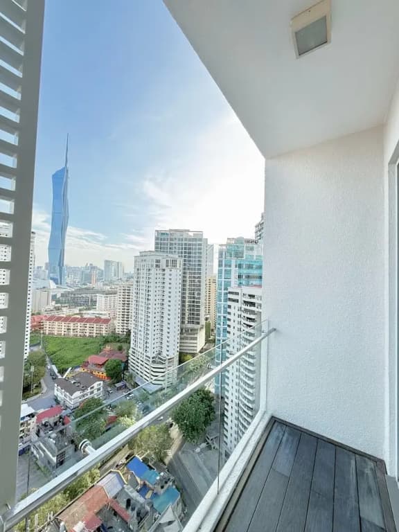 Crystal Suites At Ramada Hotel - photo 16