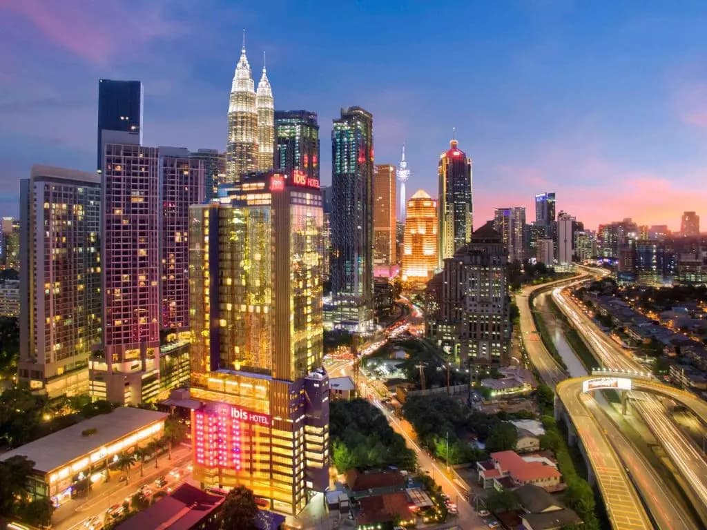 Ibis Kuala Lumpur City Centre Hotel - photo 26
