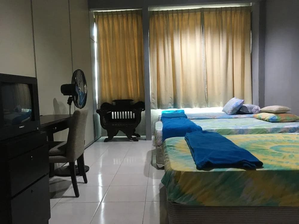 SPOT ON 89796 D'noor Budget Inn - photo 4