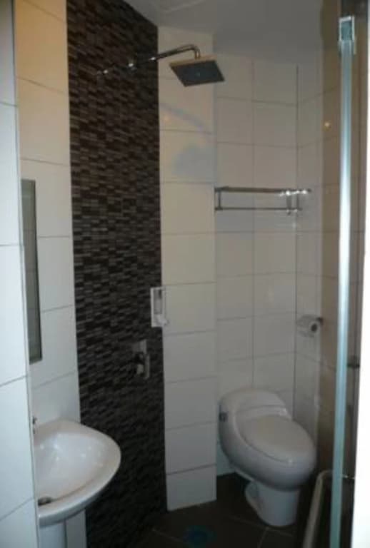 101 Lake View Hotel Puchong - photo 10