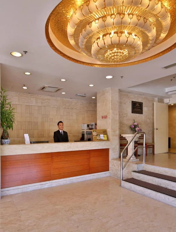 OYO 597 Winner Hotel - photo 24