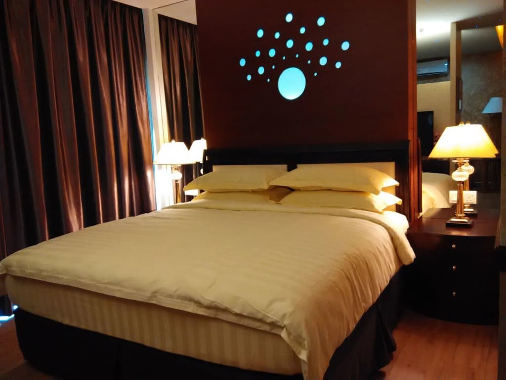 Ampang Inn Hotel - photo 5