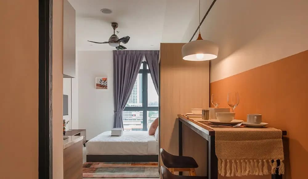 Neu Suites Residence, Embassy Row - photo 4
