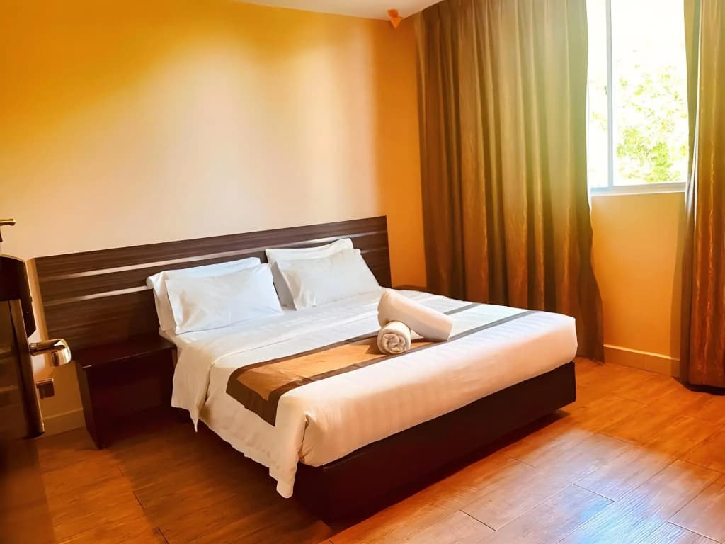 Goldenhill Hotel - photo 5