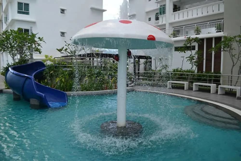 Sky Holiday Home - Golf View - photo 12