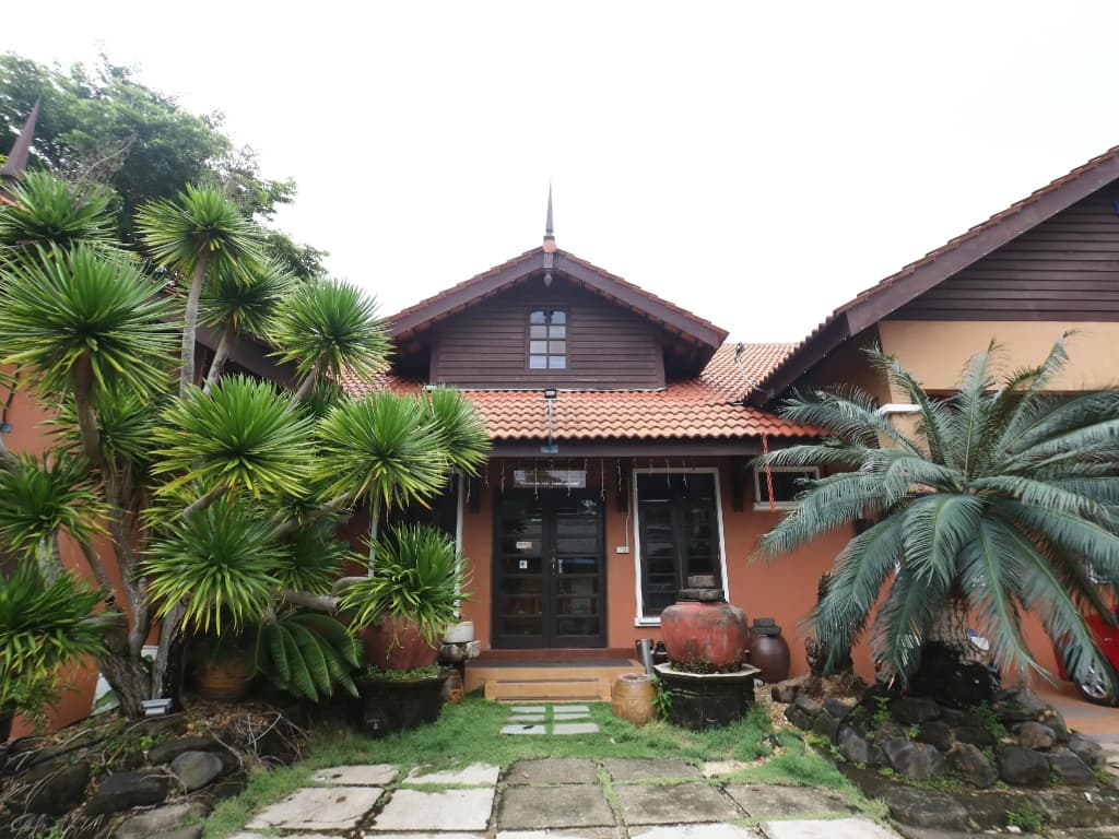 OYO 89523 Villa Sri Mayang - photo 15
