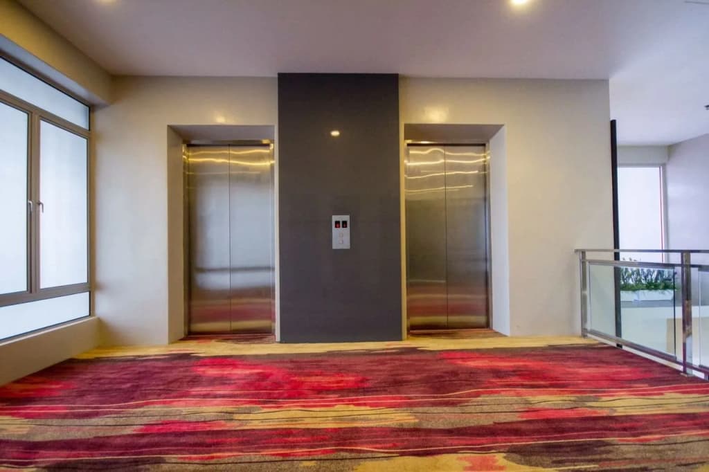OMG Hotel - photo 8
