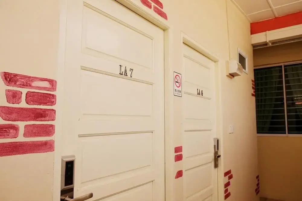 2BR Jazz Suites Vivacity Megamall Kuching Sarawak - photo 13