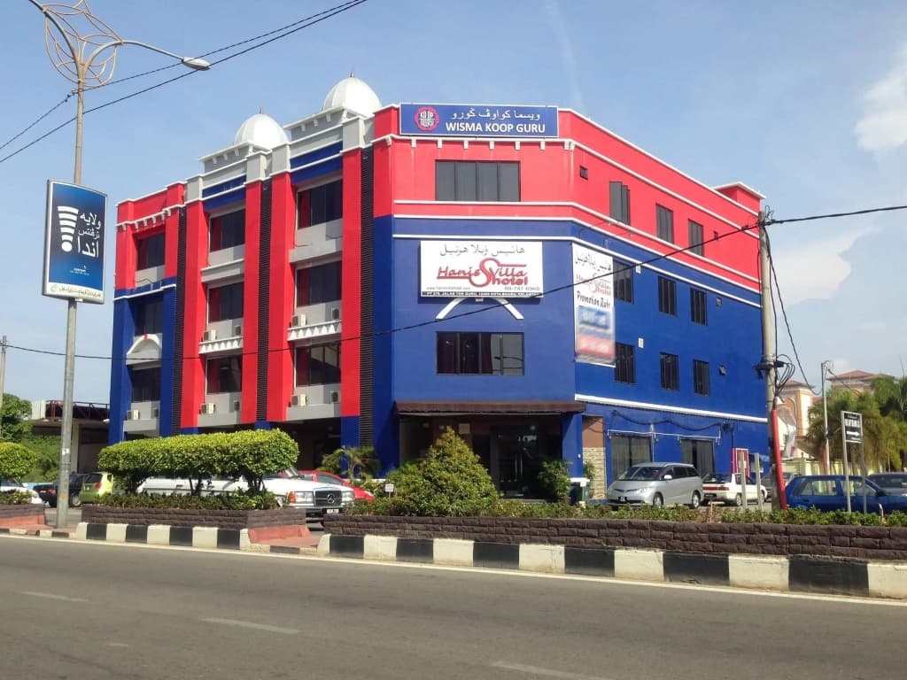 Hanis Villa Hotel - photo 1