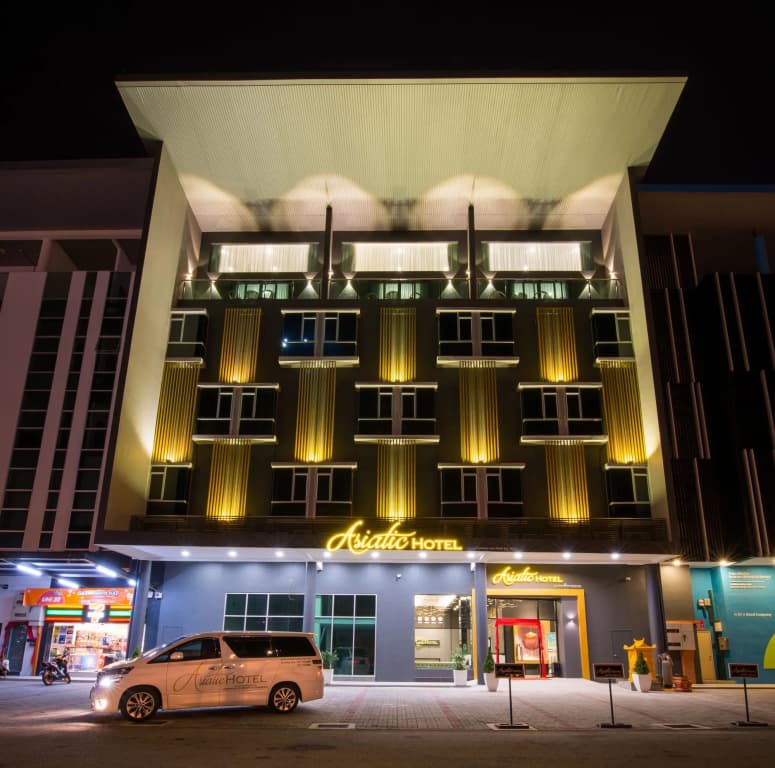 Asiatic Hotel - photo 1