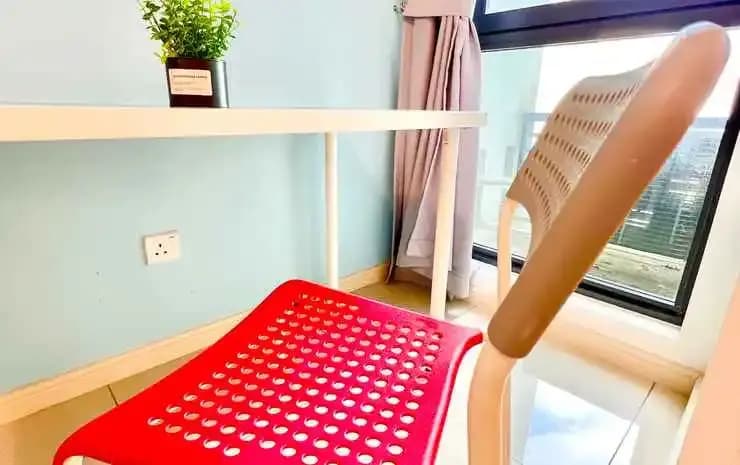 Legoland -3mins Drive -Happy Family Suite-kids friendly with Wifi and Pool Garden view. - photo 8