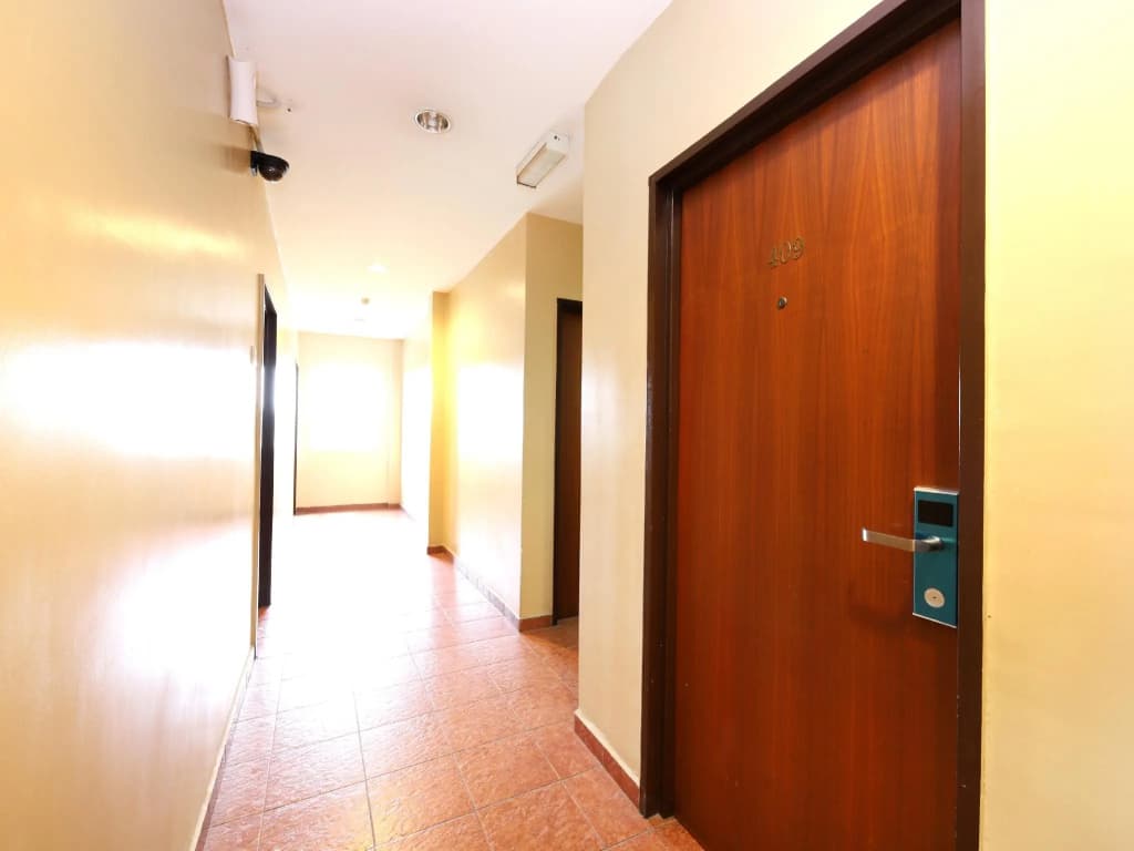 Super OYO 447 Comfort Hotel Meru - photo 11