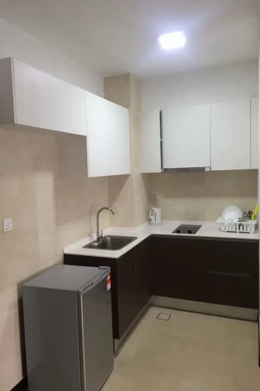 Vinz at Silverscape Luxury Residence - photo 25