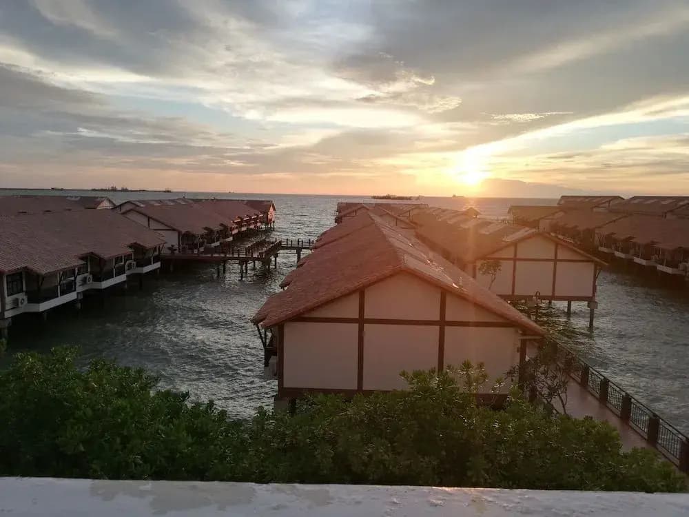 Wonderland Private Chalet at Port Dickson - photo 15