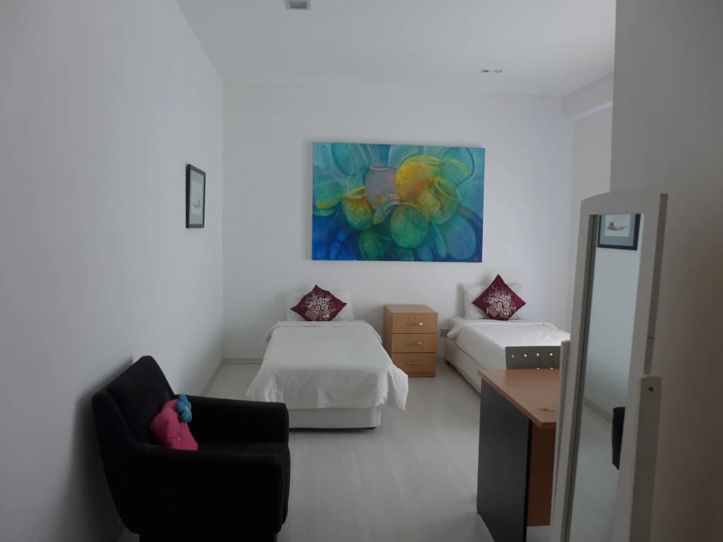 Wesberly Apartments - photo 3