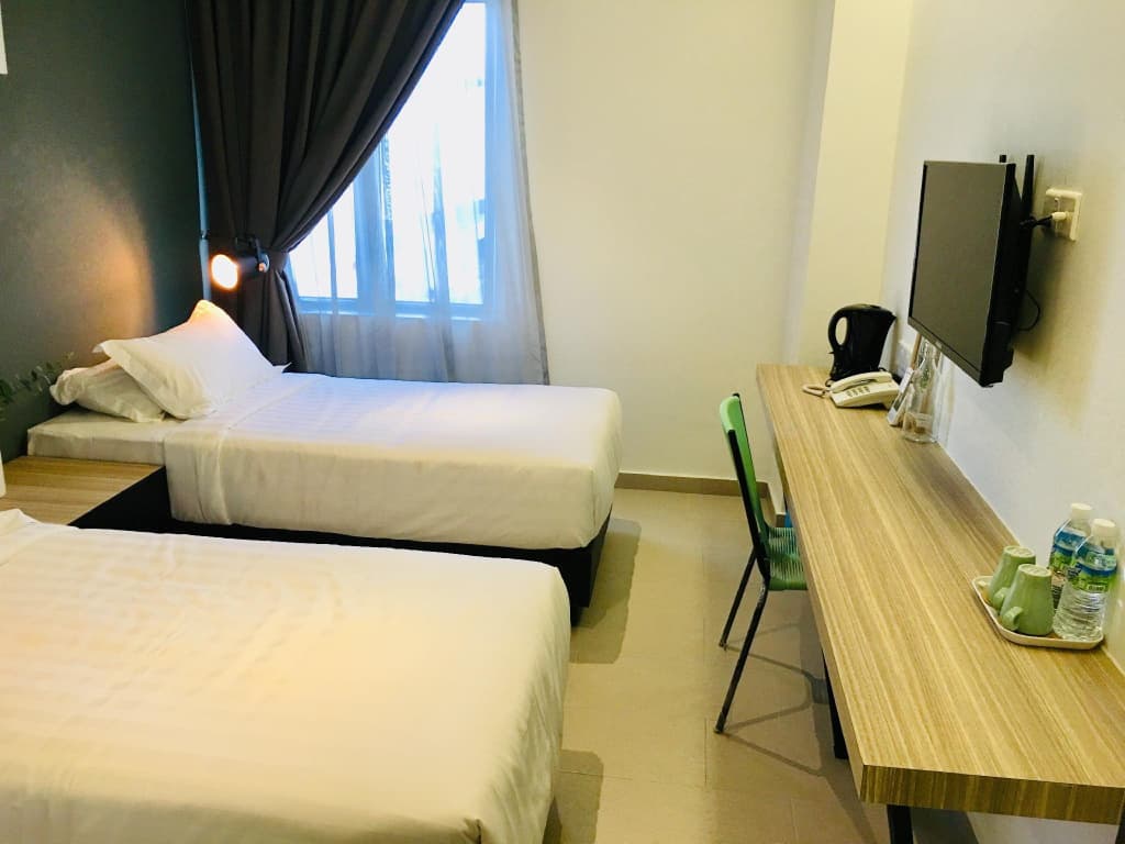 Enclave Hotel - photo 5