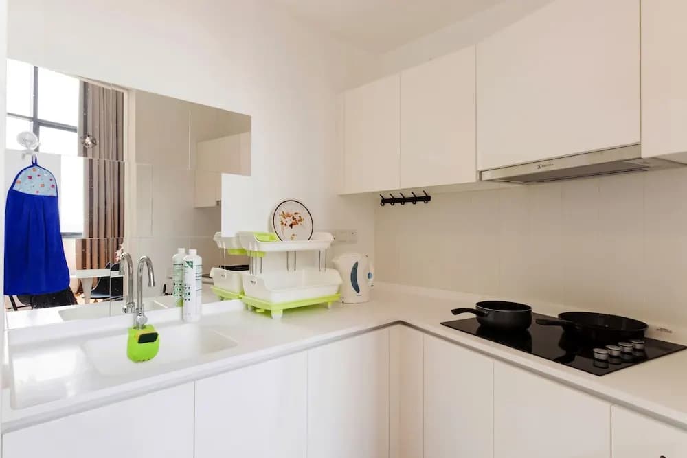 The Hub Signature Suites at SS2 - photo 1