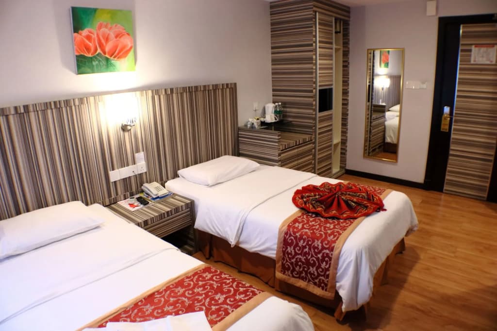 OYO 985 Hotel Nur - photo 7