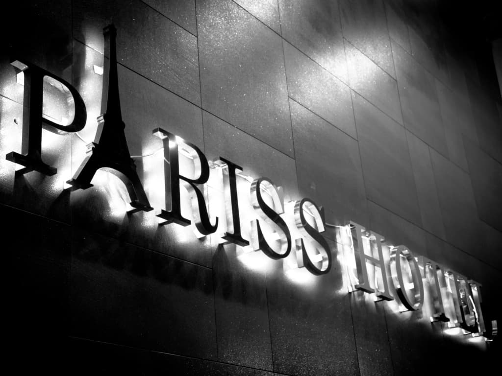 Pariss Hotel Johor Bahru - photo 1