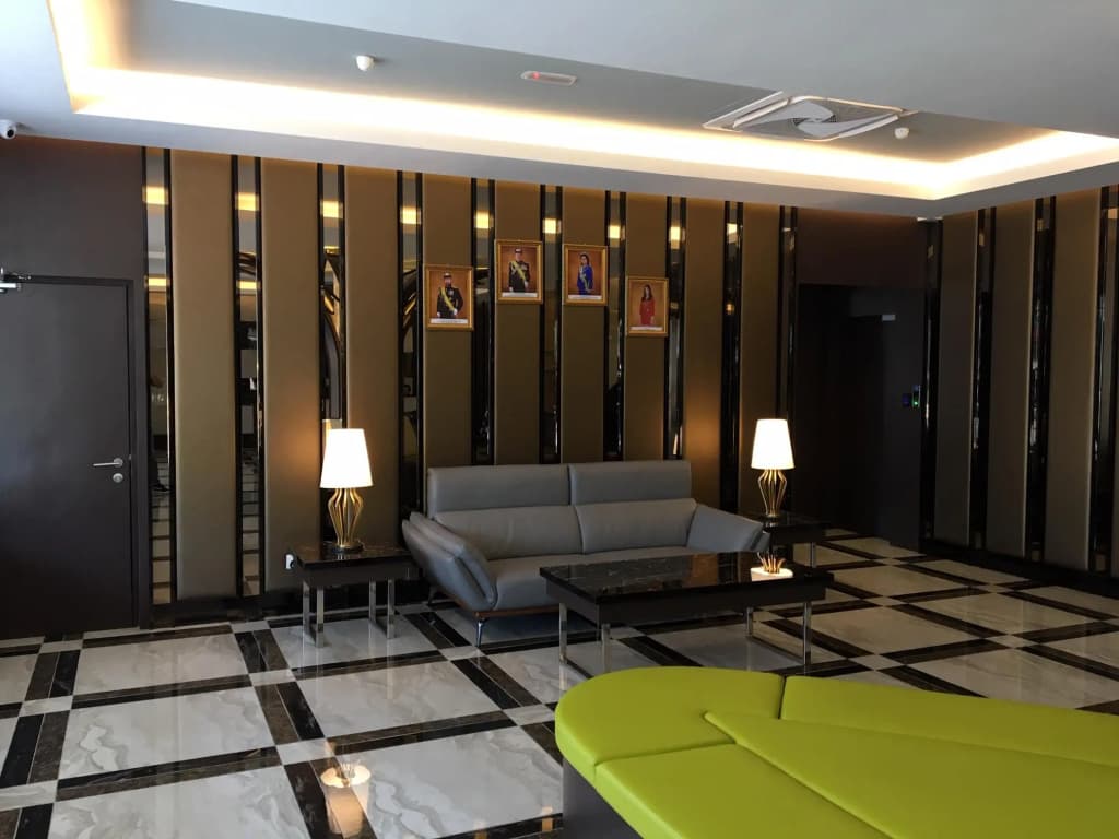 Prestigo Hotel - photo 11