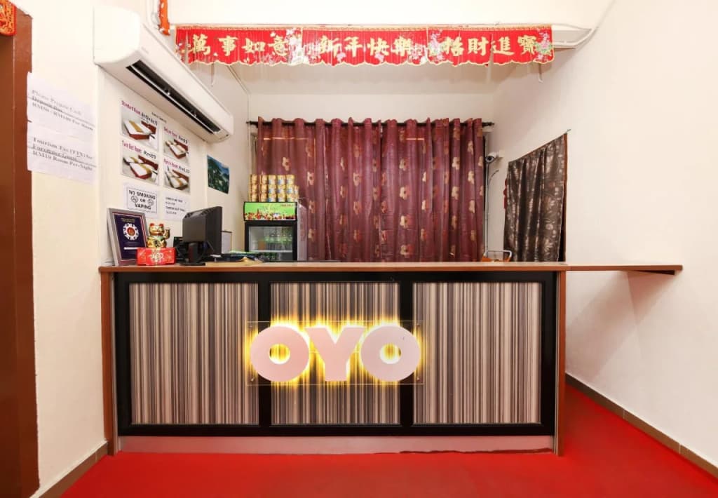 OYO 738 Hotel 81 - photo 9