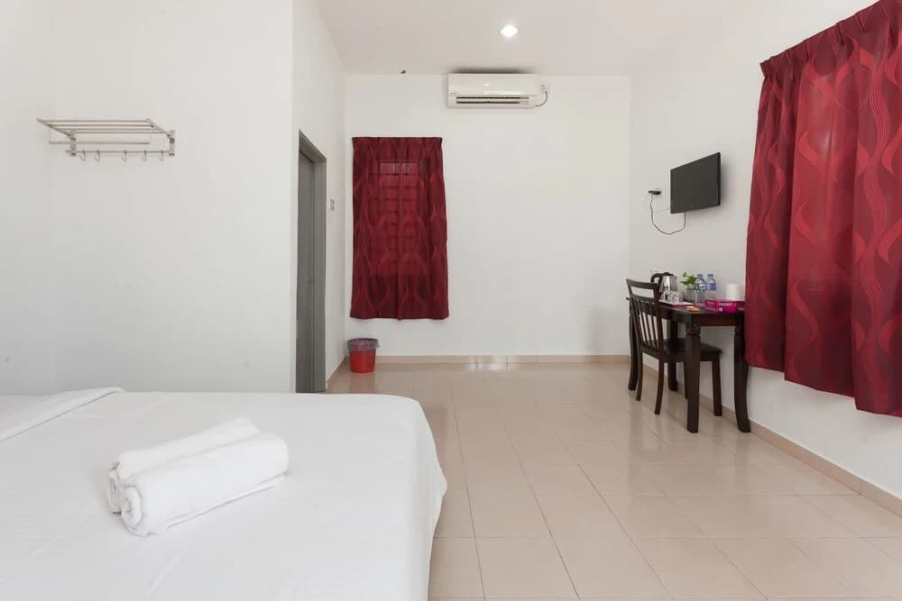 ZEN Rooms Tanjung Mali - photo 13