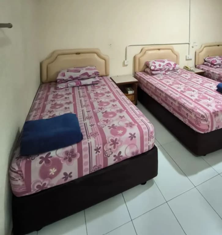 OYO 90895 Hotel Ikia - photo 3