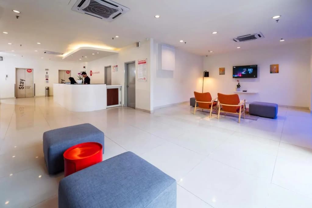 Tune Hotel KLIA Aeropolis - photo 37