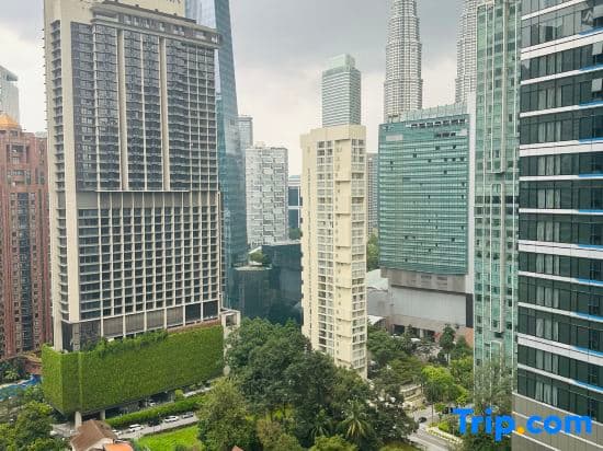 8 Kia Peng Suite KLCC by Luna - photo 3