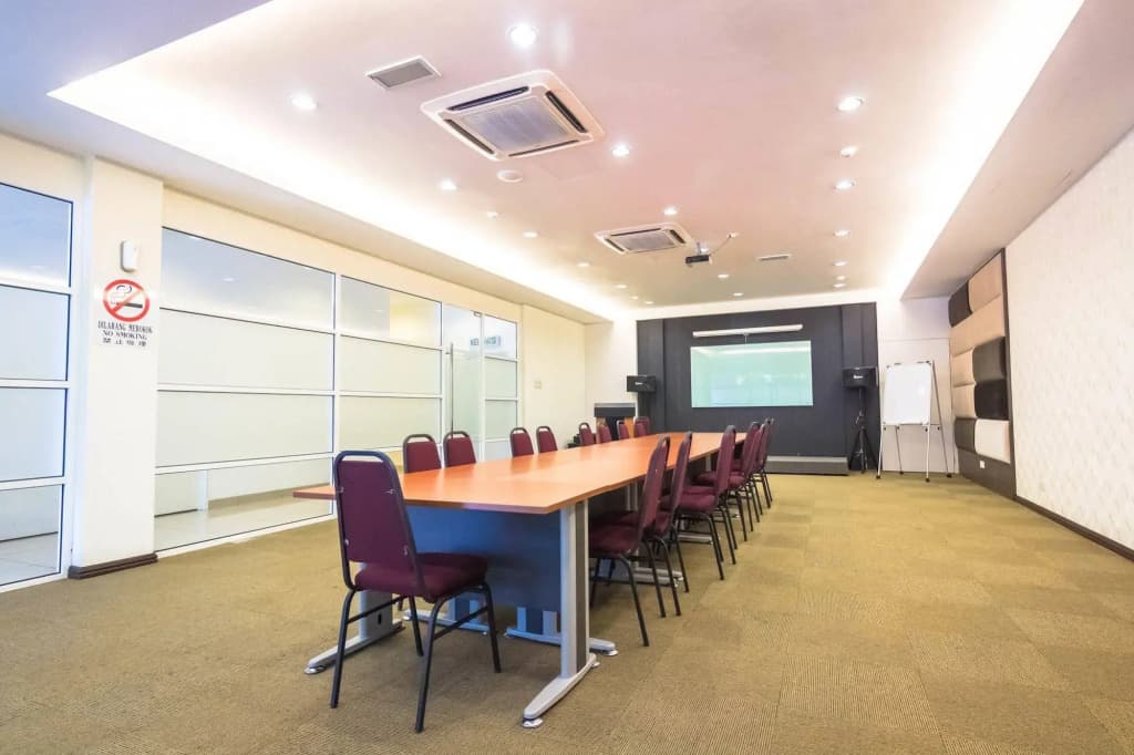 Sunflower Hotel Melaka - photo 14