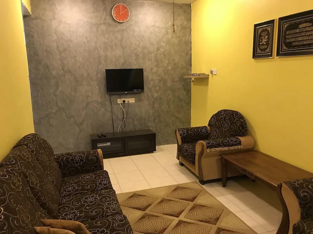Aushaf Homestay Changlun - photo 10
