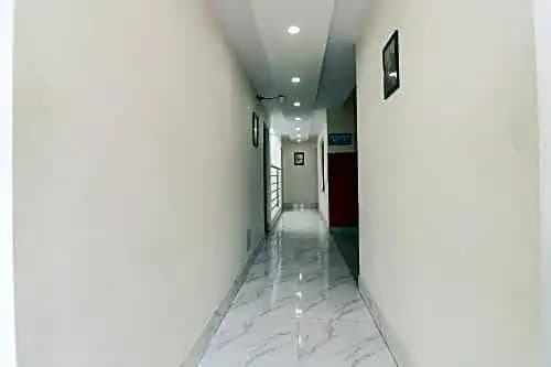 Spot On 89939 Platinum inn - photo 13