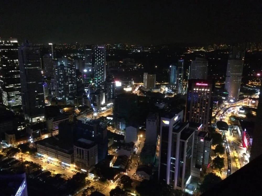 Platinum Suite KLCC @ Penguin Homes - photo 17