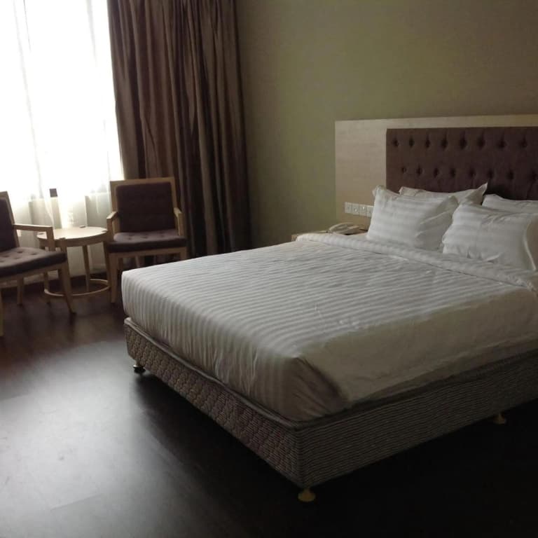 Seri Simanggang Hotel - photo 35