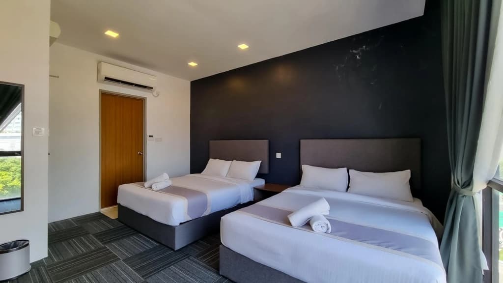 WE Hotel - photo 11