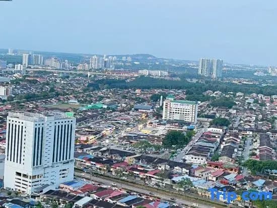 KSL City Mall Johor Bahru 5 Pax High Floor Balcony City View - photo 4