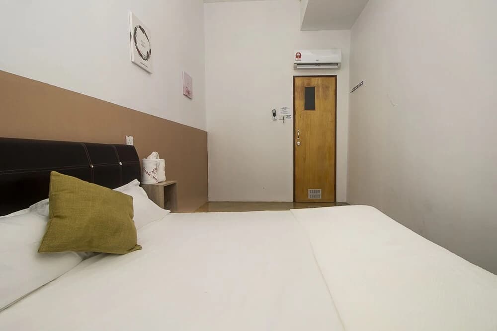The Traveler Home by OYO Rooms - photo 7