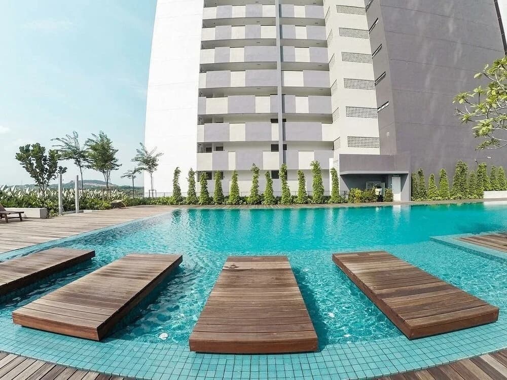 Luxury Pool View Suite @ JB - photo 12