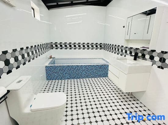 Looe Mansion@Pinjistation (15pax 6br) - photo 2
